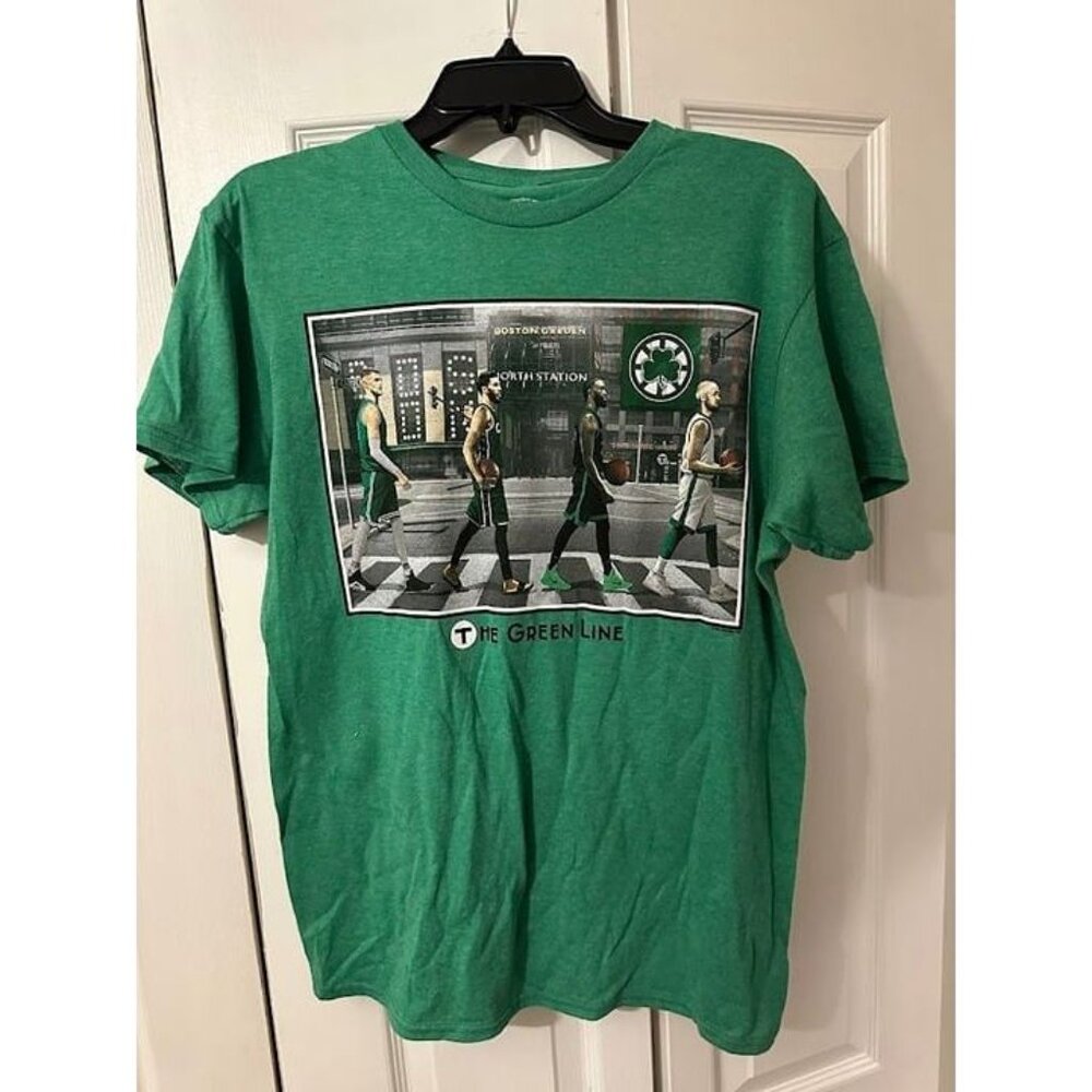 Boston Celtics White Brown Tatum Porzingis Mens Size M Green T Shirt
